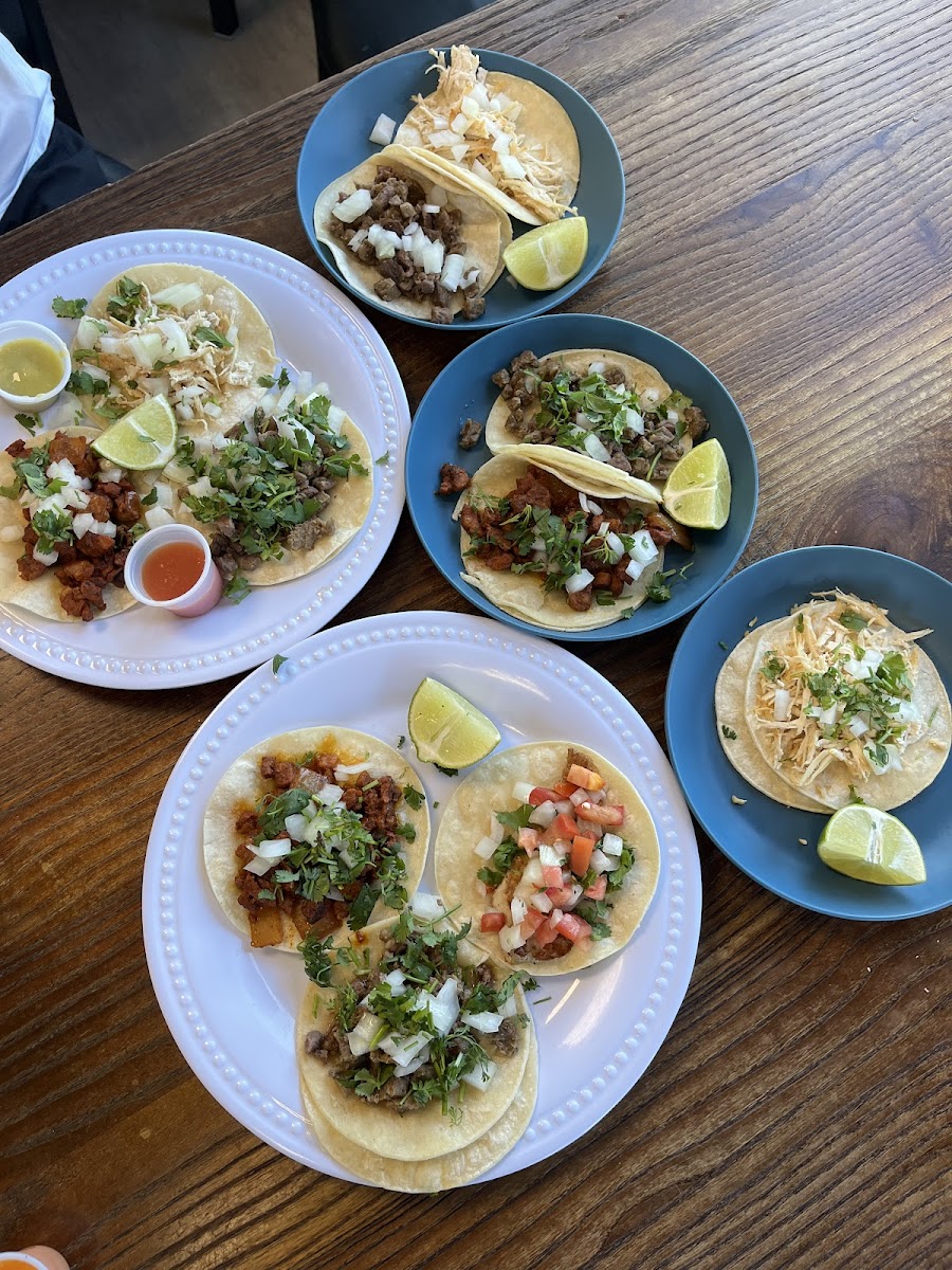 Taqueria El Tarasco Photos 2